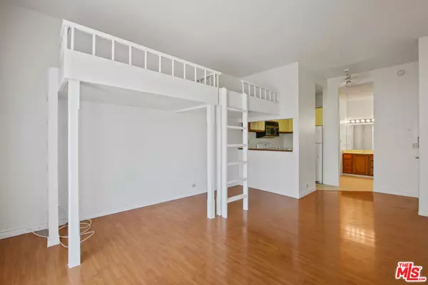 Los Angeles, CA 90024,1440 VETERAN AVE #522
