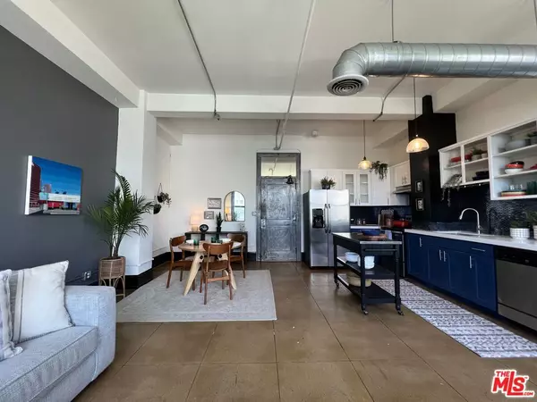 Los Angeles, CA 90012,108 W 2nd ST #814