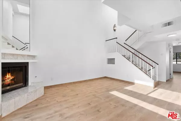 6323 Reseda BLVD #6, Tarzana, CA 91335