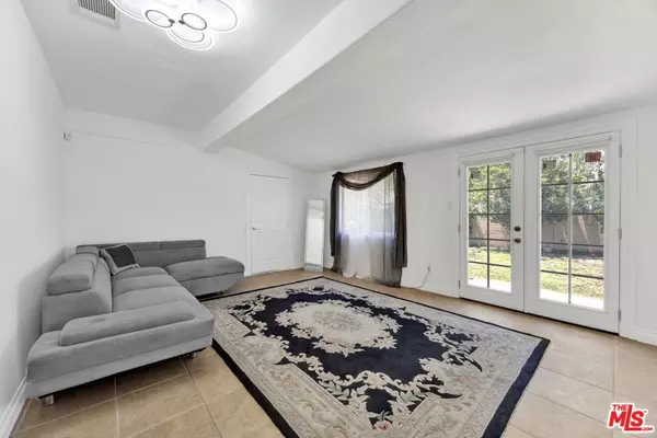North Hills, CA 91343,10109 Gloria AVE
