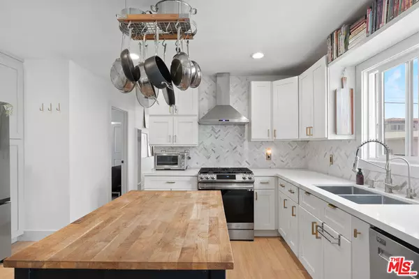 Los Angeles, CA 90008,4009 3rd AVE