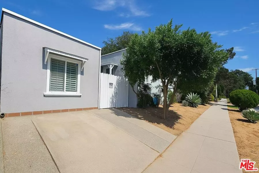 1121 N Curson AVE #2, West Hollywood, CA 90046
