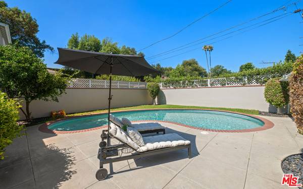Toluca Lake, CA 91602,4547 Ledge AVE