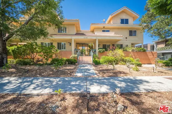 2716 Honolulu AVE #106, Montrose, CA 91020