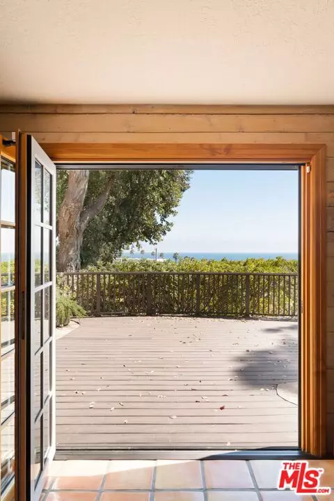 Malibu, CA 90265,11498 Tongareva ST