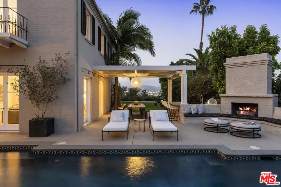 3659 Shannon RD, Los Angeles, CA 90027