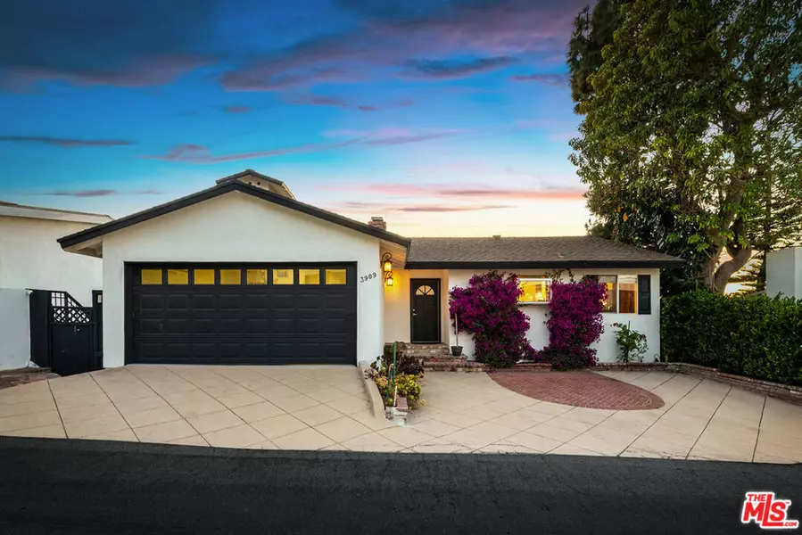 3909 Glenridge DR, Sherman Oaks, CA 91423