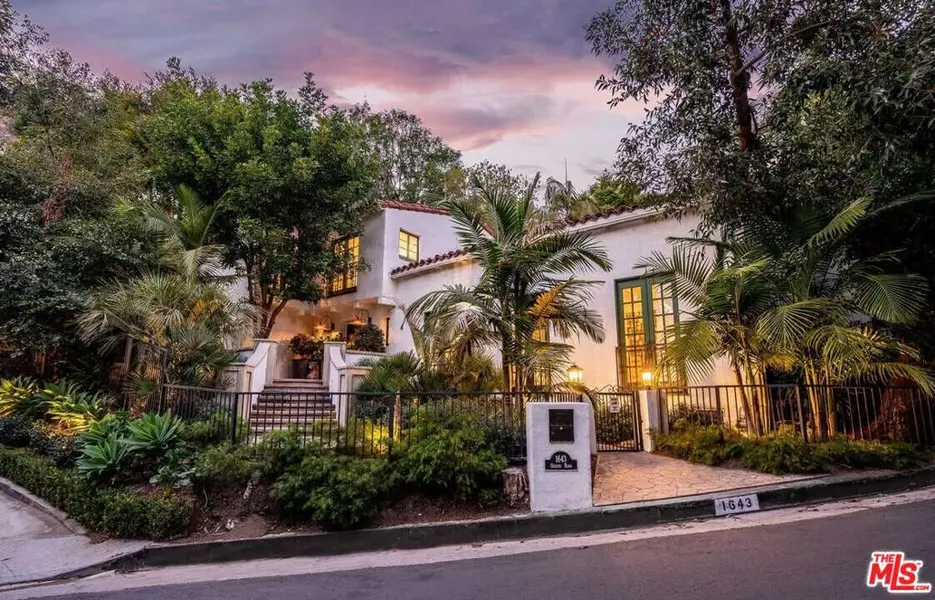 1643 Queens RD, Los Angeles, CA 90069