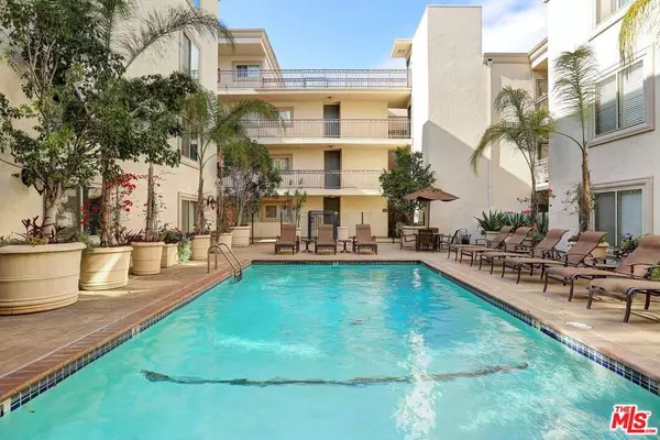 West Hollywood, CA 90048,141 S Clark DR #524