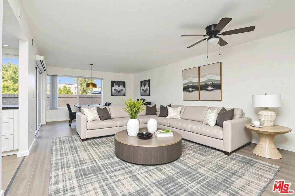 Northridge, CA 91324,18524 Mayall ST #D