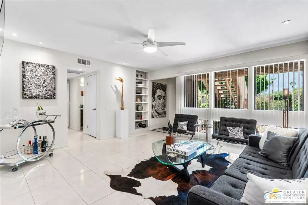Palm Springs, CA 92262,476 Bradshaw LN #5