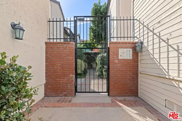 Van Nuys, CA 91411,14960 Victory BLVD #102