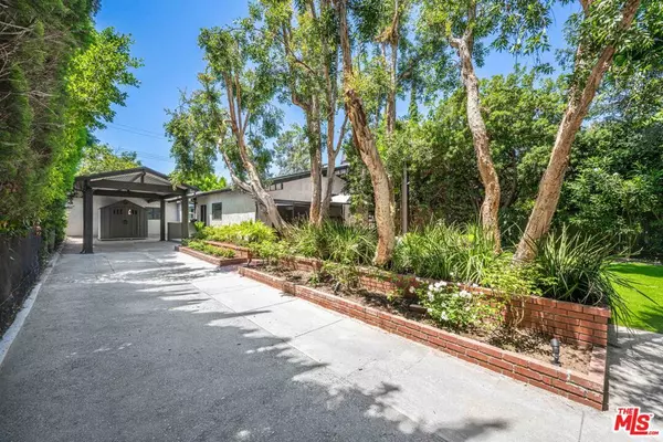 Valley Village, CA 91602,4735 Farmdale AVE