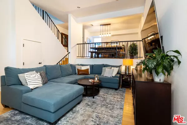 Studio City, CA 91604,12831 Moorpark ST #14