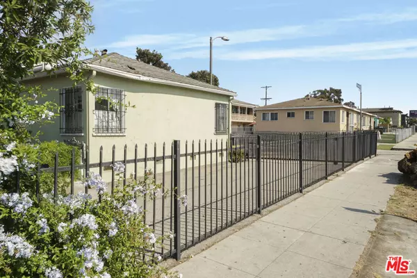 Los Angeles, CA 90061,447 W 118th PL