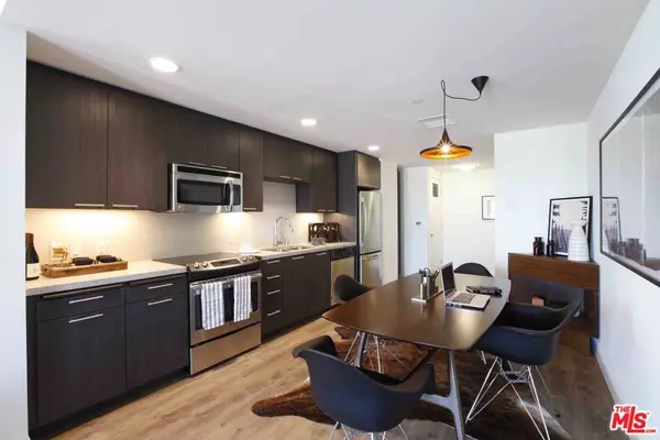 Long Beach, CA 90802,707 E Ocean BLVD #1511