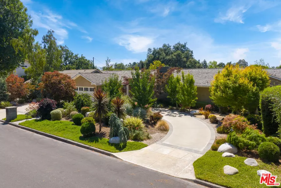 1009 Jeannette AVE, Thousand Oaks, CA 91362