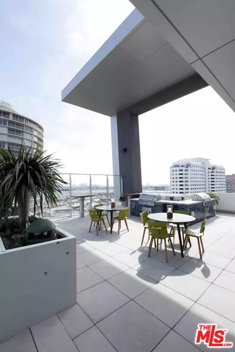 Long Beach, CA 90802,707 E Ocean BLVD #PH1618