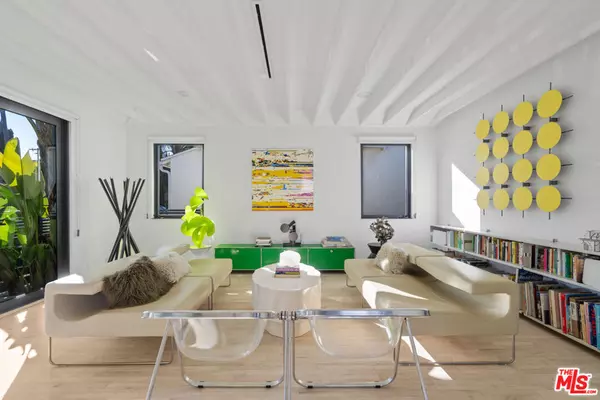 2340 Beach AVE, Venice, CA 90291