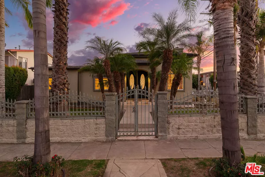 4356 kingswell, Los Angeles, CA 90027