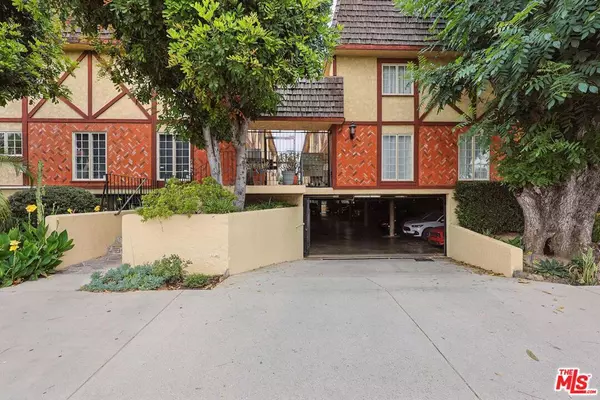 7422 Hazeltine AVE #3, Van Nuys, CA 91405