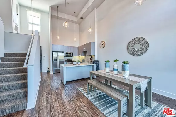 Los Angeles, CA 90049,1168 S Barrington AVE #603