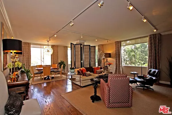 412 N PALM DR #402, Beverly Hills, CA 90210