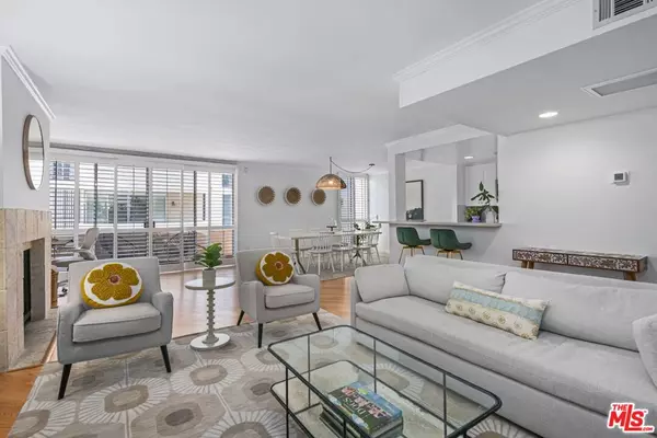 Los Angeles, CA 90049,725 S Barrington AVE #209