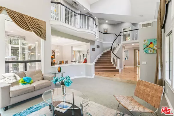 Thousand Oaks, CA 91360,2084 Hopewell CT