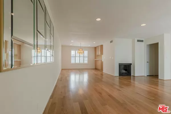 Sun Valley, CA 91504,9634 VIA RIMINI #118