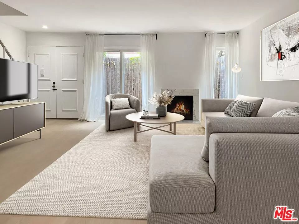 Sherman Oaks, CA 91403,5115 Kester AVE #9