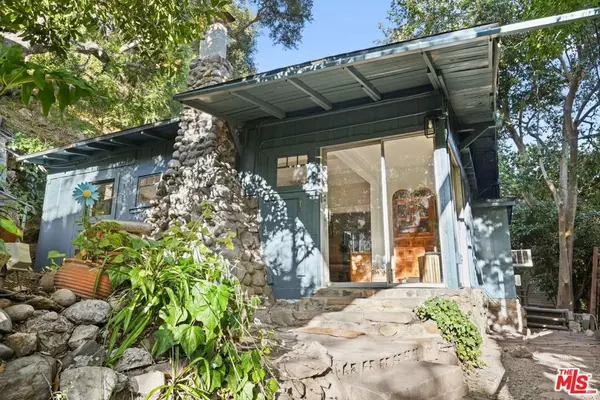 Topanga, CA 90290,860 Old Topanga Canyon RD