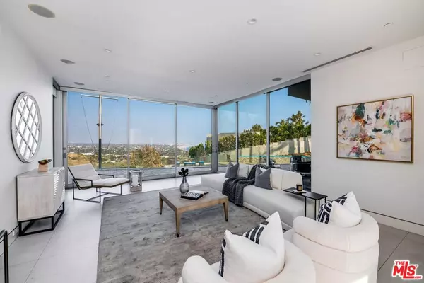 Pacific Palisades, CA 90272,770 Paseo Miramar