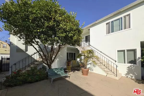 729 9th ST #C, Santa Monica, CA 90402