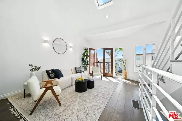 2454 4th ST #4, Santa Monica, CA 90405