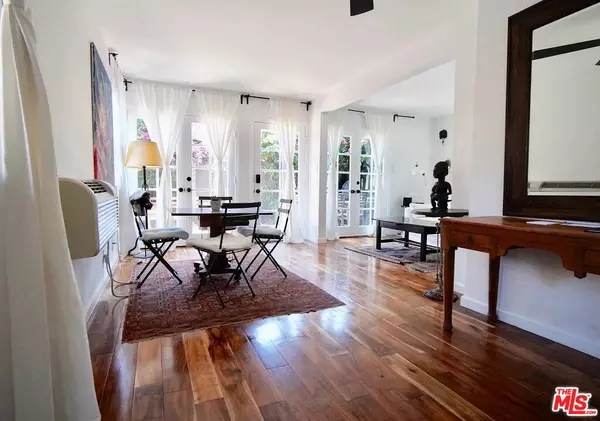 31 18th AVE ##A, Venice, CA 90291