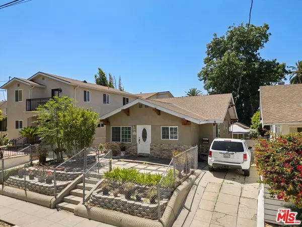 Los Angeles, CA 90029,1215 Sanborn AVE