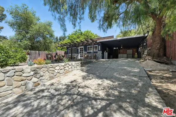 Topanga, CA 90290,21881 Koontz WAY