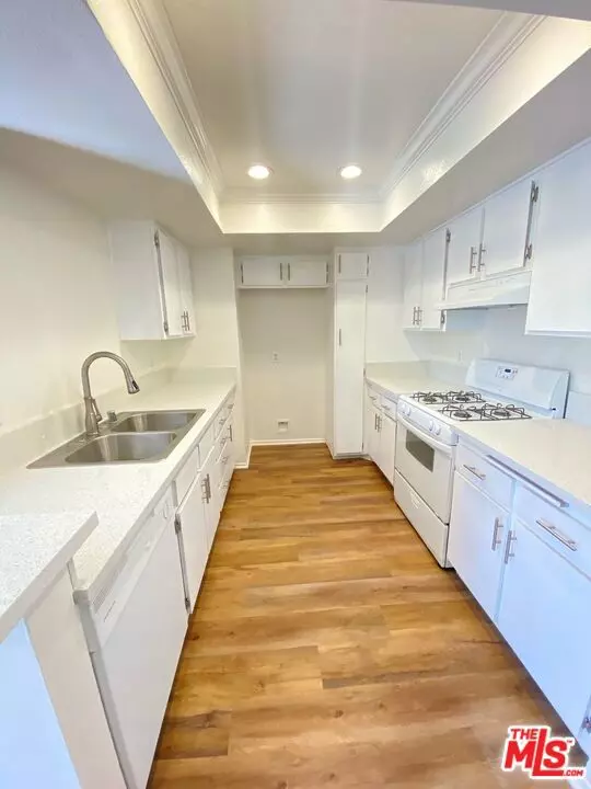 North Hollywood, CA 91606,6400 Kraft AVE #12