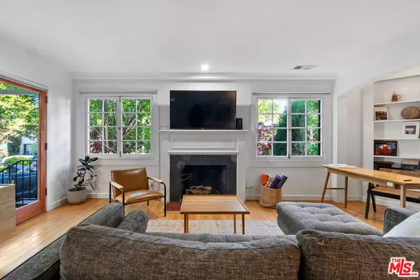 West Hollywood, CA 90069,8625 Rugby DR