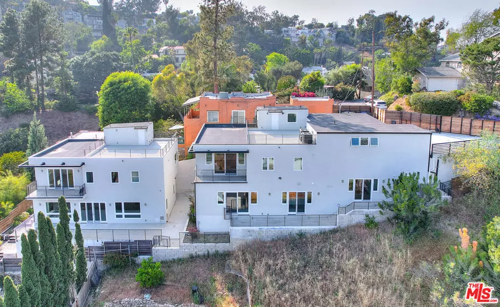 2610 Corralitas DR, Los Angeles, CA 90039