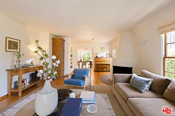 Santa Monica, CA 90402,306 AMALFI DR