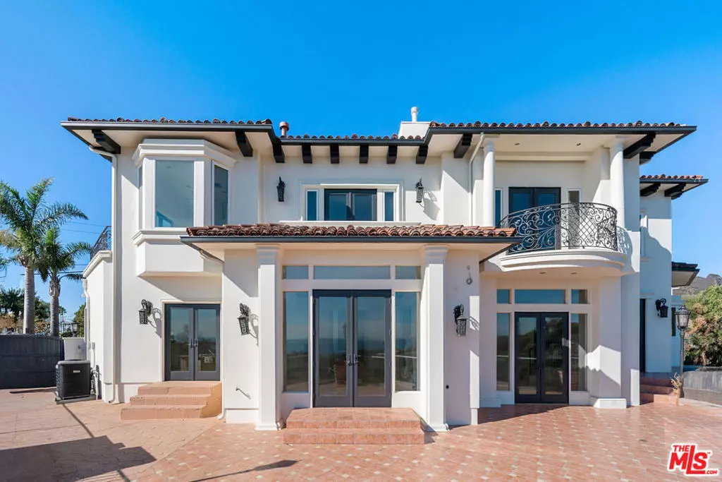 Malibu, CA 90265,6130 Galahad RD