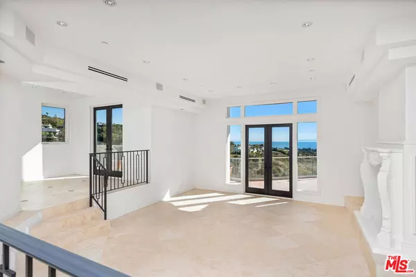 Malibu, CA 90265,6130 Galahad RD