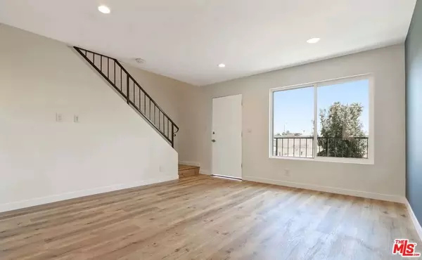 Inglewood, CA 90301,110 S Eucalyptus AVE #2