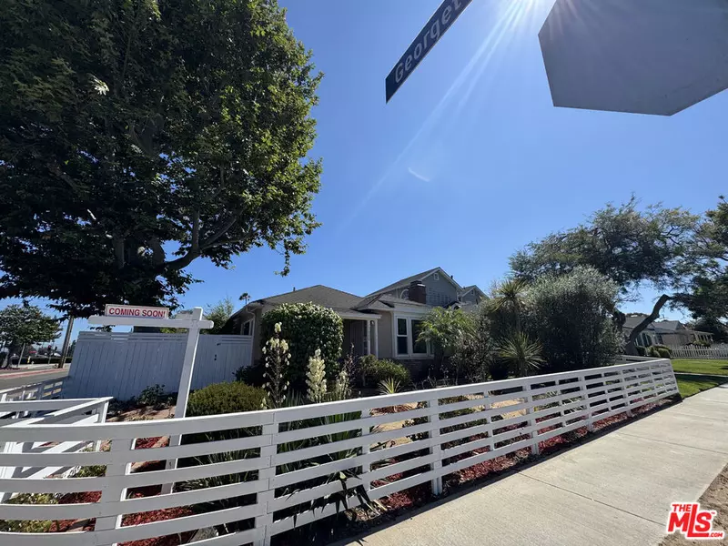 7000 W 85th ST, Los Angeles, CA 90045