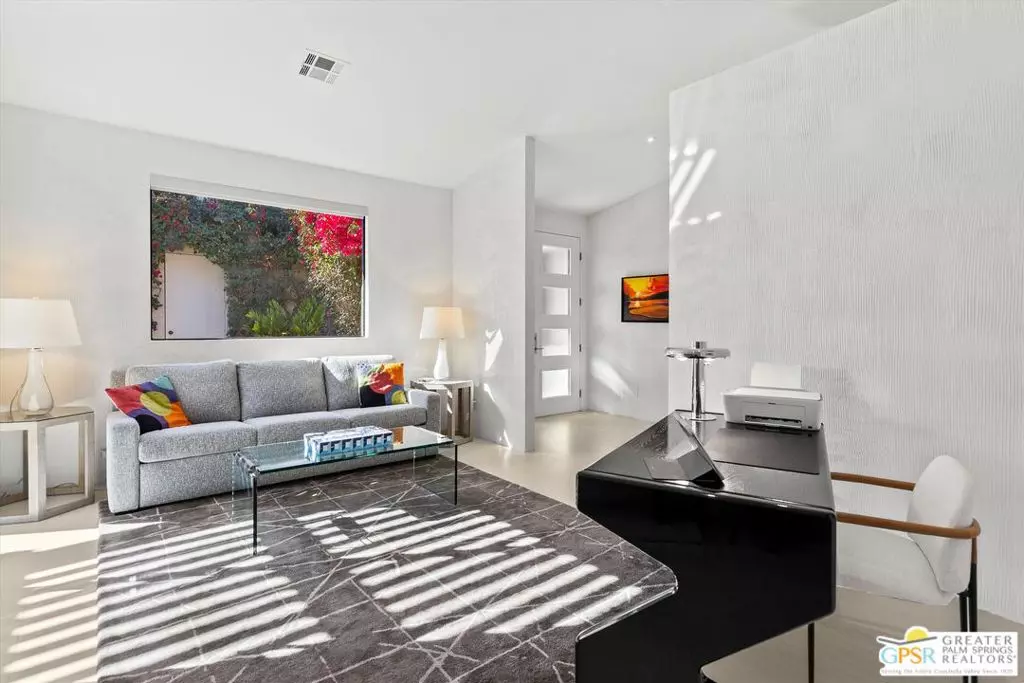 Rancho Mirage, CA 92270,10201 Lakeview DR