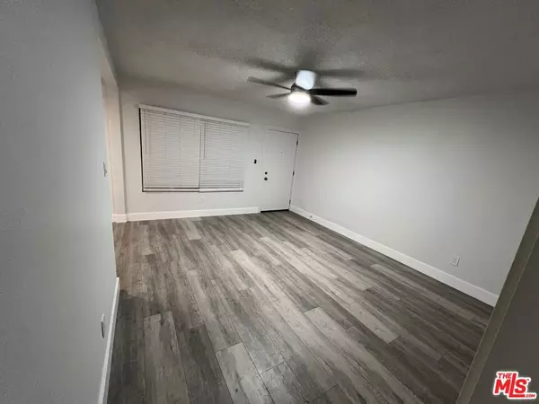Gardena, CA 90249,14715 Chadron AVE #01
