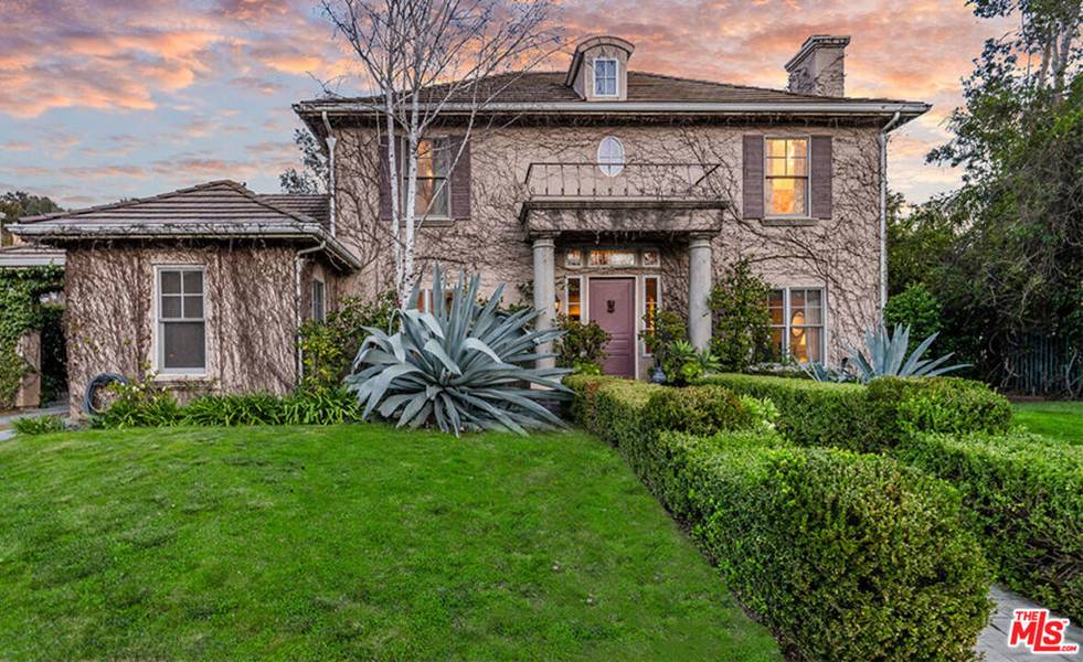 3470 Consuelo DR, Calabasas, CA 91302