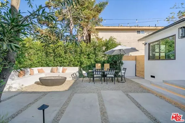 Venice, CA 90291,1027 Pleasantview AVE